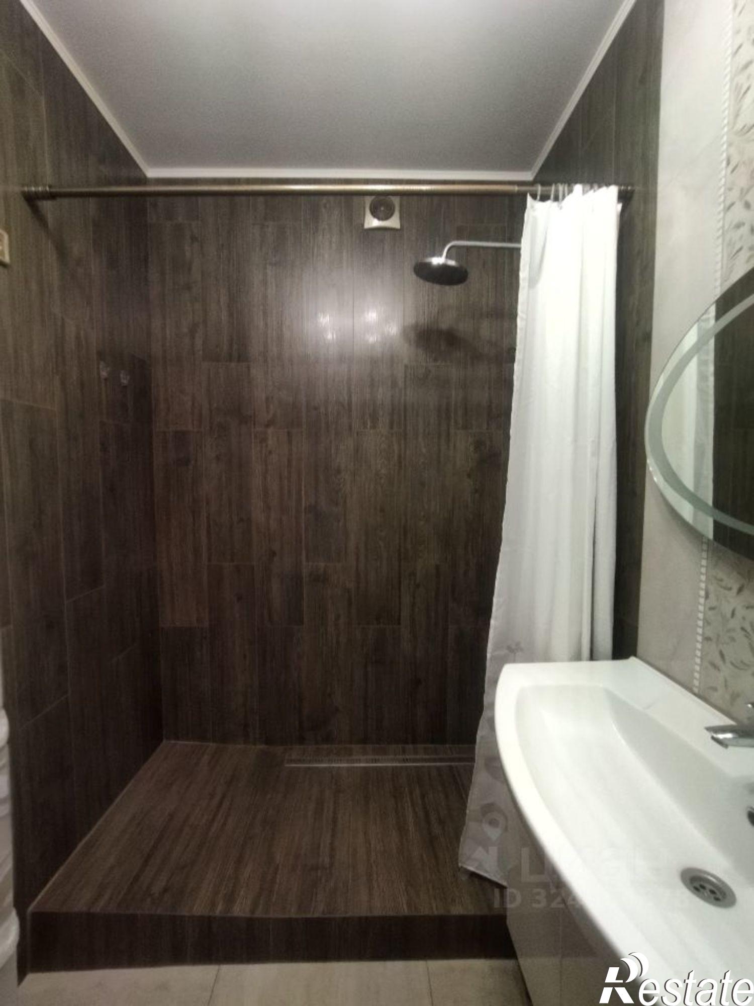 Купить квартиру за 9 995 000 рублей на Пермь, улица Левченко, 29