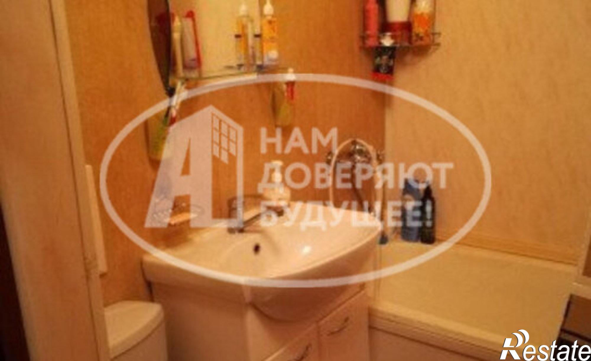 Купить квартиру за 1 700 000 рублей на Лысьвенская улица, 69