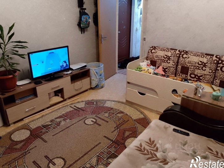 2-комн квартира ул Просвещения, 17,  д. 17