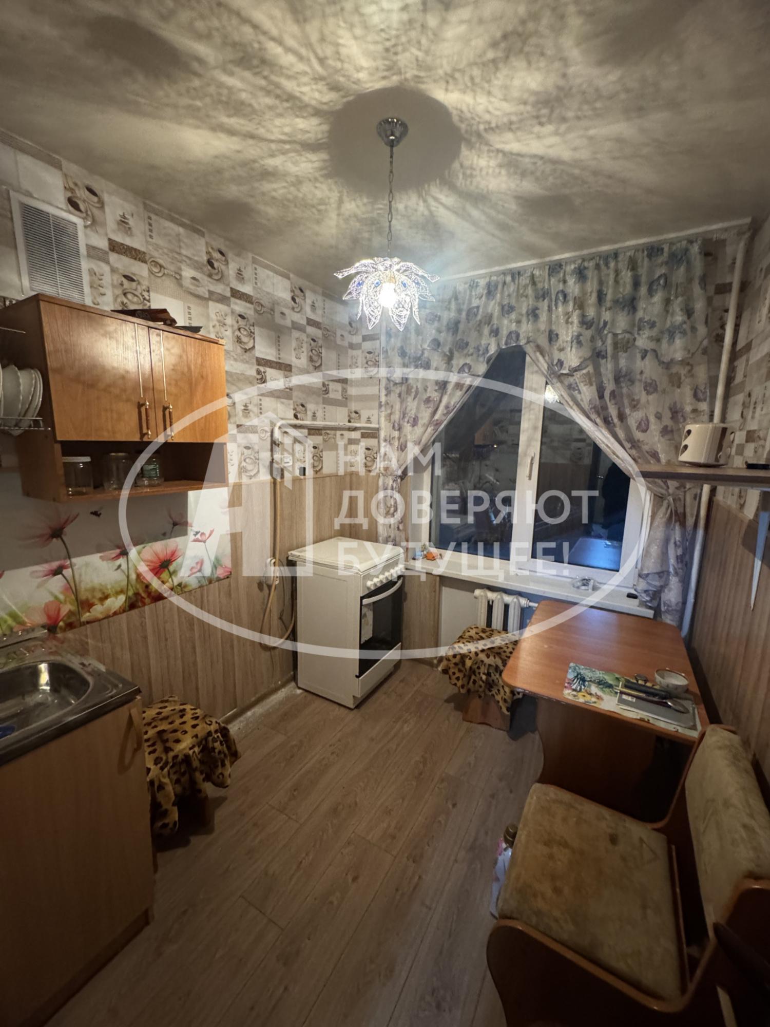 Сдать квартиру за 15 000 рублей на улица Декабристов, 11