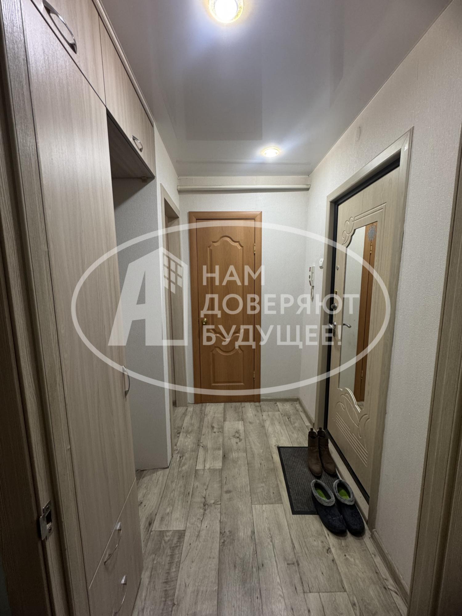 Купить квартиру за 2 270 000 рублей на улица Декабристов, 11