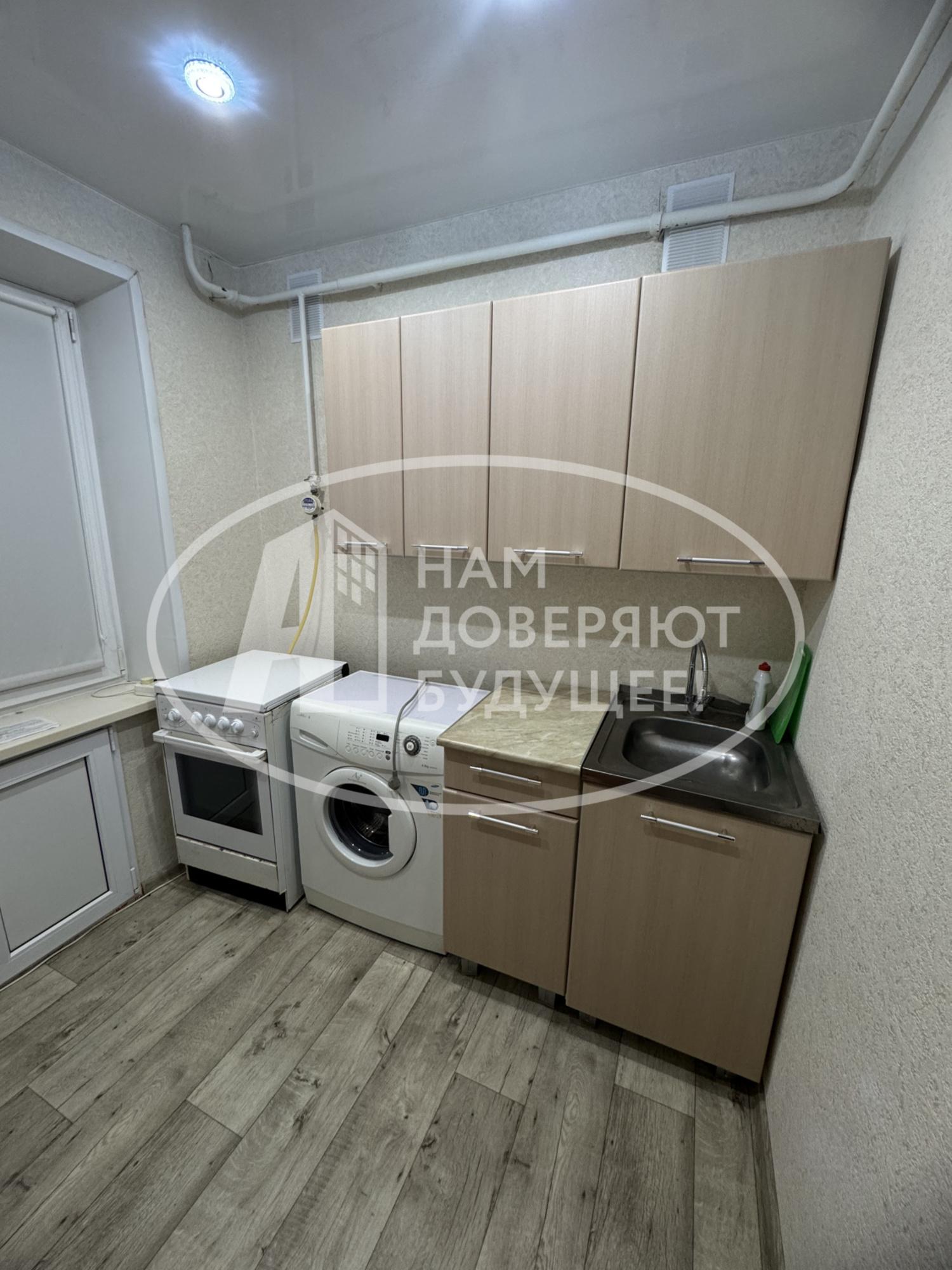 Купить квартиру за 2 270 000 рублей на улица Декабристов, 11