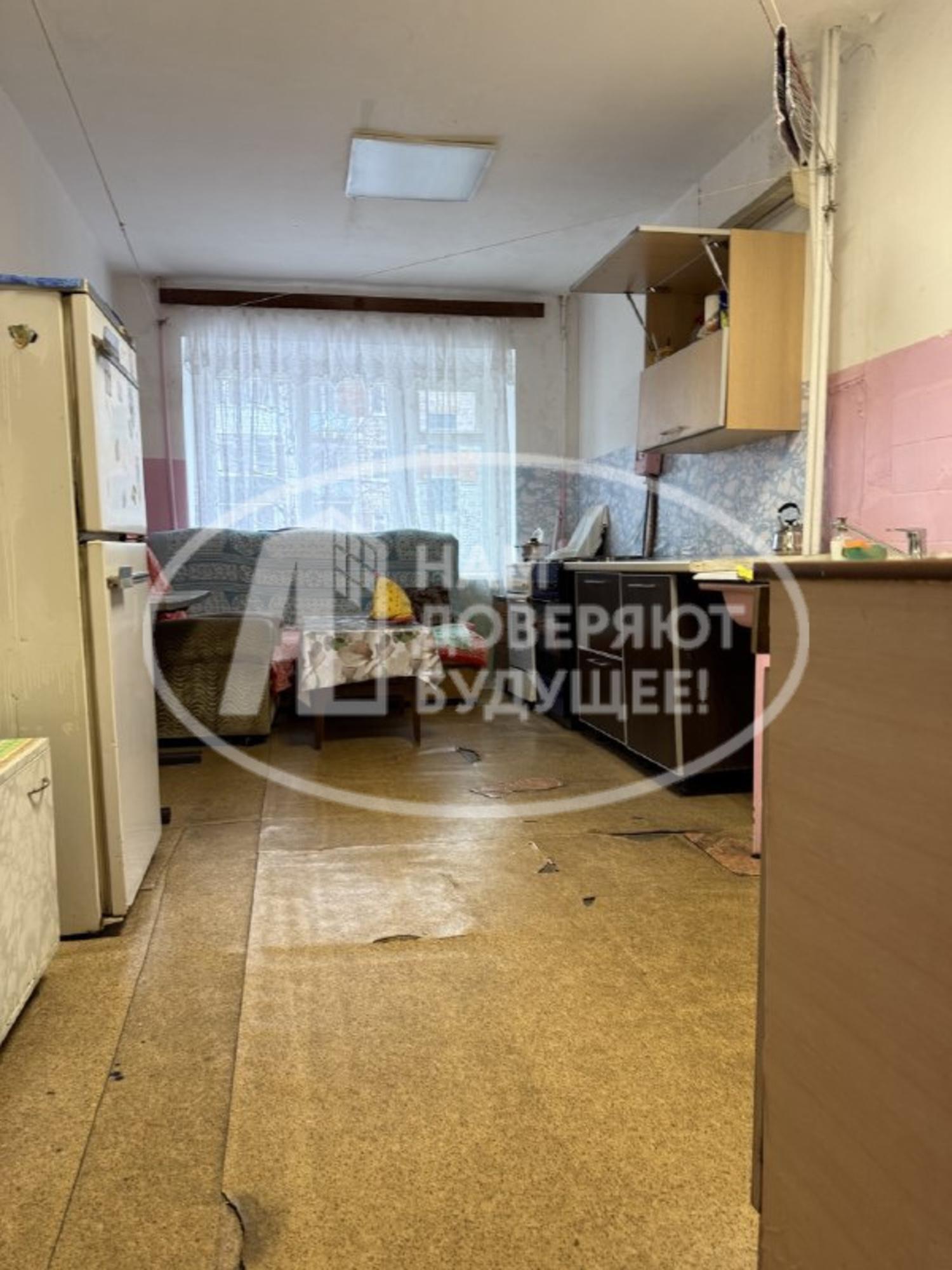 Купить комнату за 530 000 рублей на улица Орлова, 48