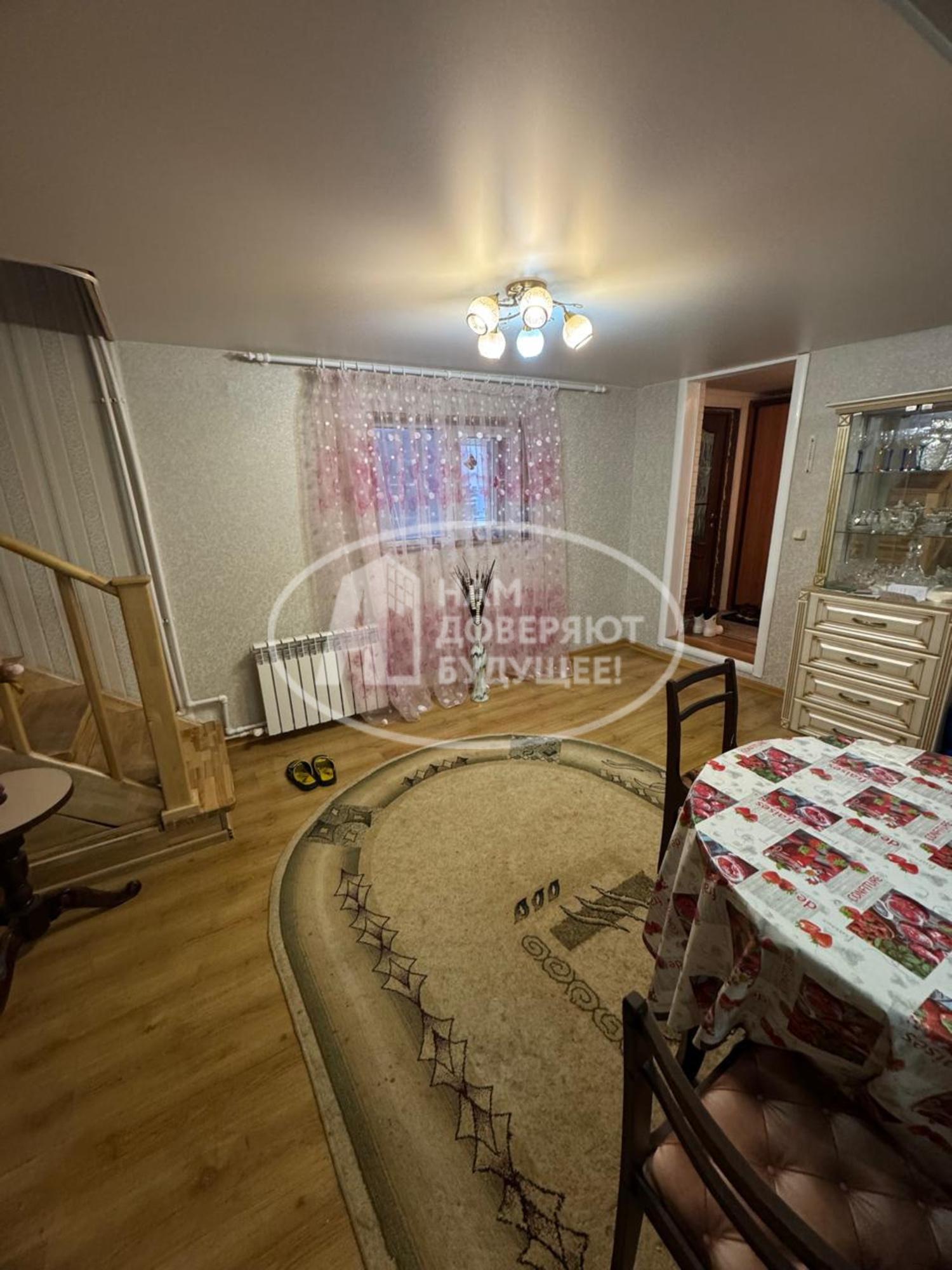 Купить дачу, дом, коттедж за 5 300 000 рублей на Октябрьская улица, 23/2