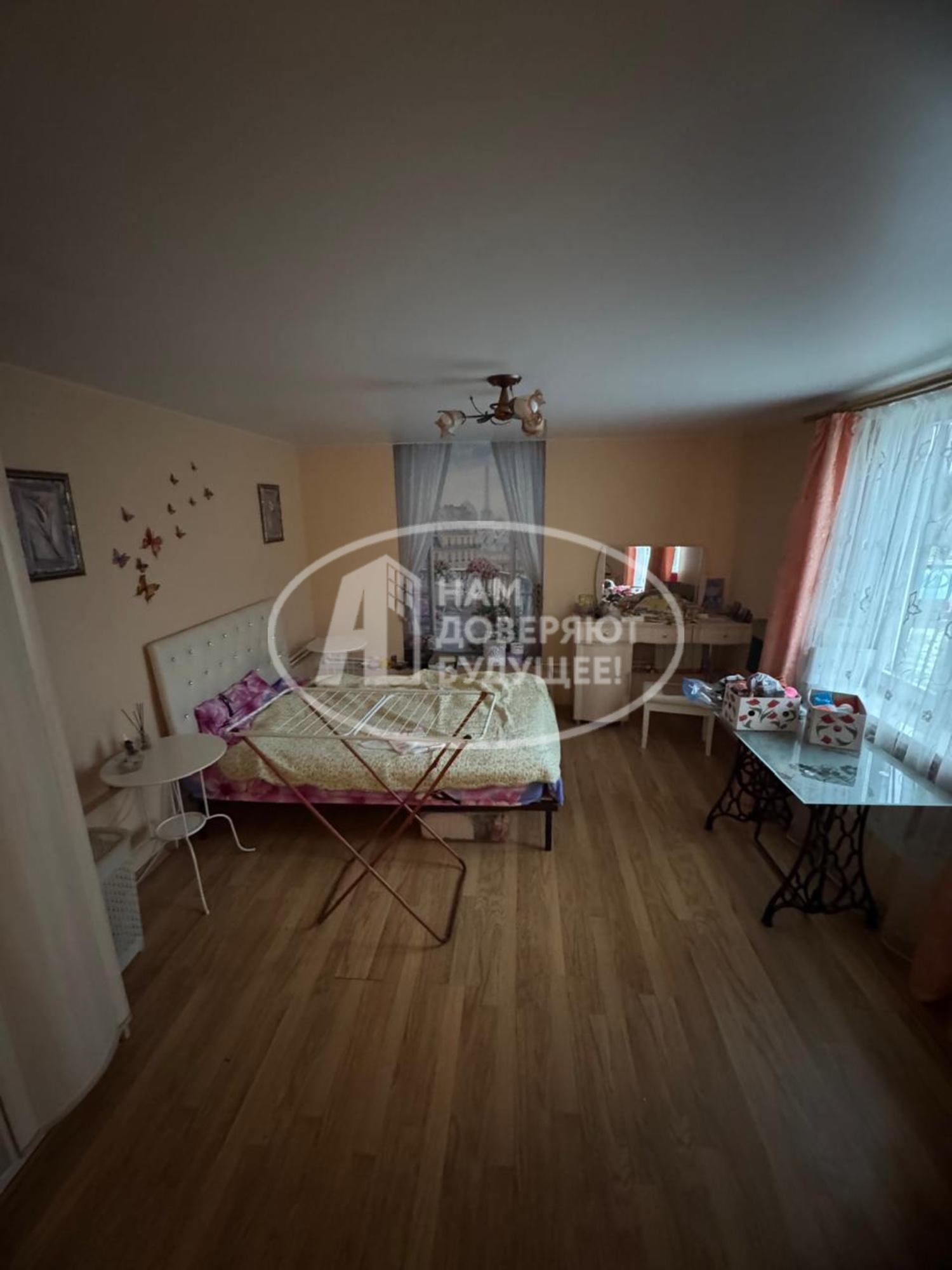 Купить дачу, дом, коттедж за 5 300 000 рублей на Октябрьская улица, 23/2