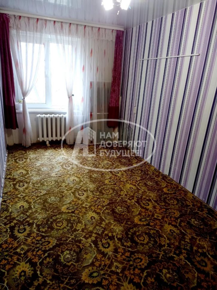 3-комн квартира улица Мира, 2/4