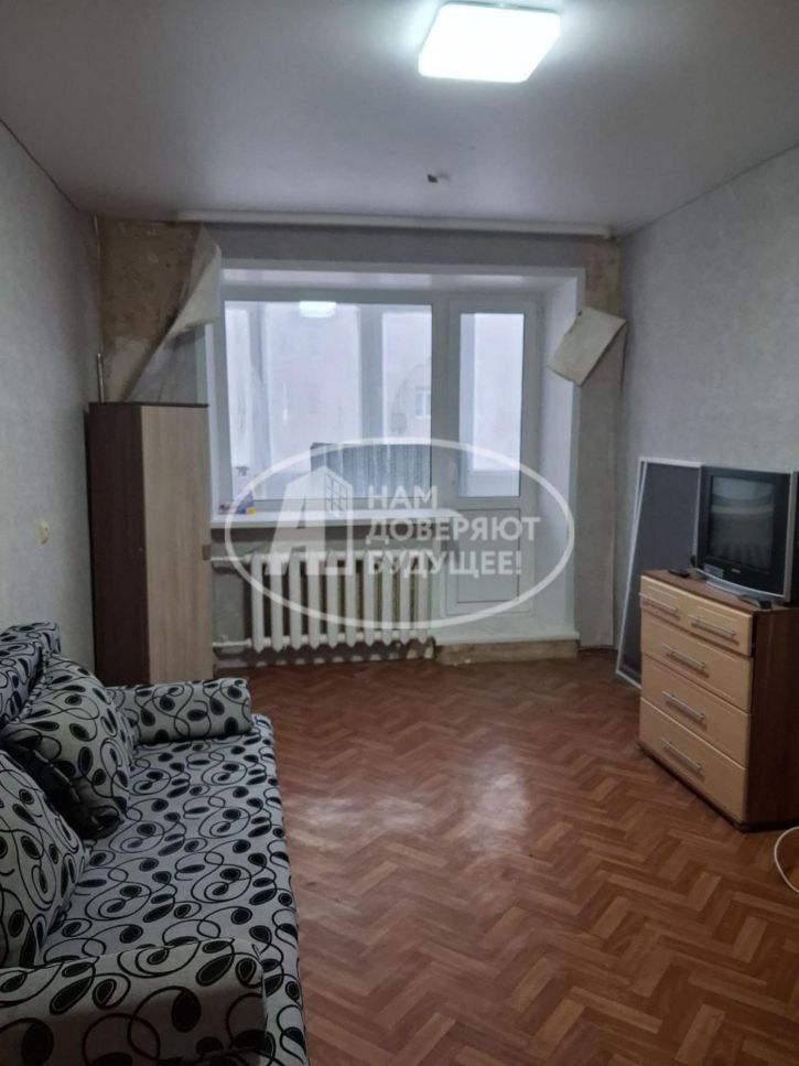 2-комн квартира улица Никонова, 18А