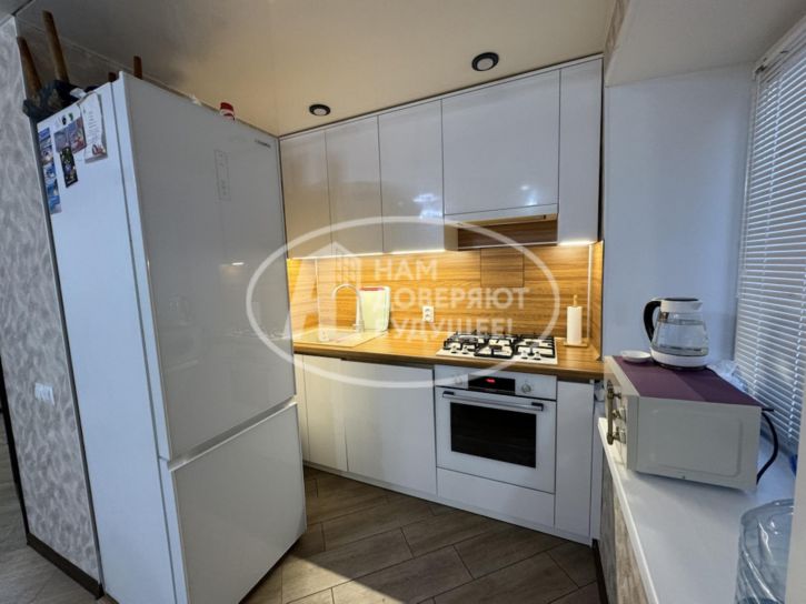 3-комн квартира улица Труда, 55