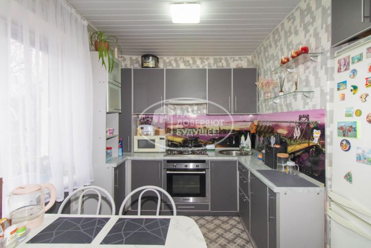 3-комн квартира улица Ленина, 44