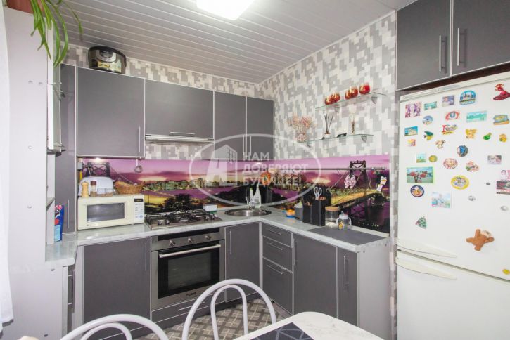 3-комн квартира улица Ленина, 44