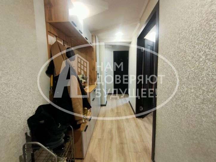 2-комн квартира улица Нефтяников, 35