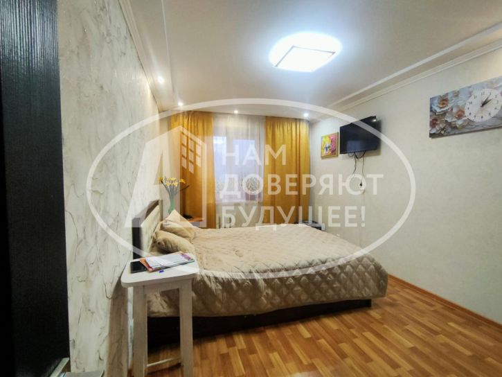 2-комн квартира улица Нефтяников, 35