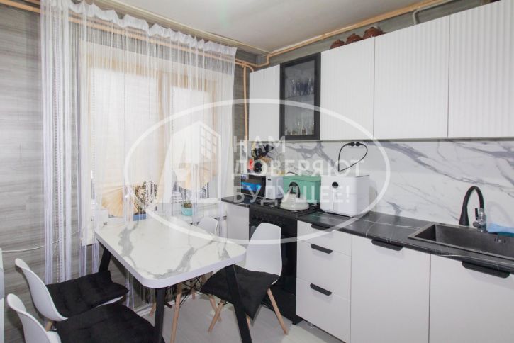 3-комн квартира Юбилейная улица, 5