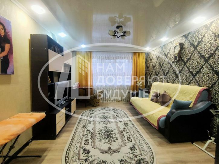 2-комн квартира улица Нефтяников, 35