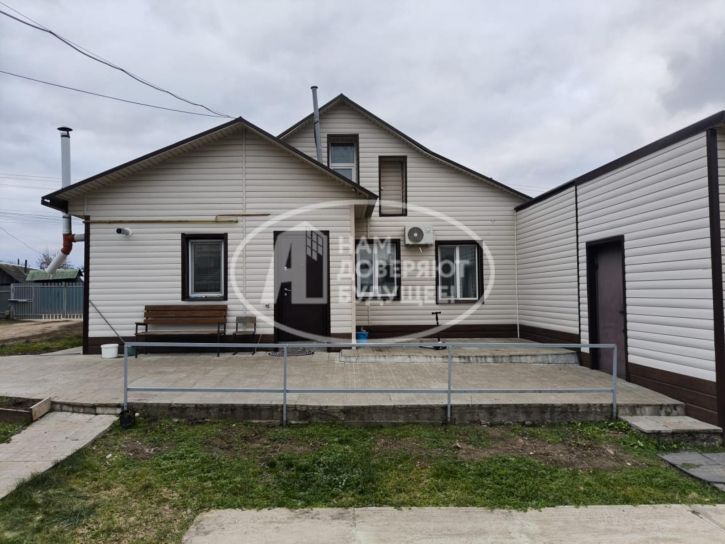 Коттедж/дом Садовая улица, 41