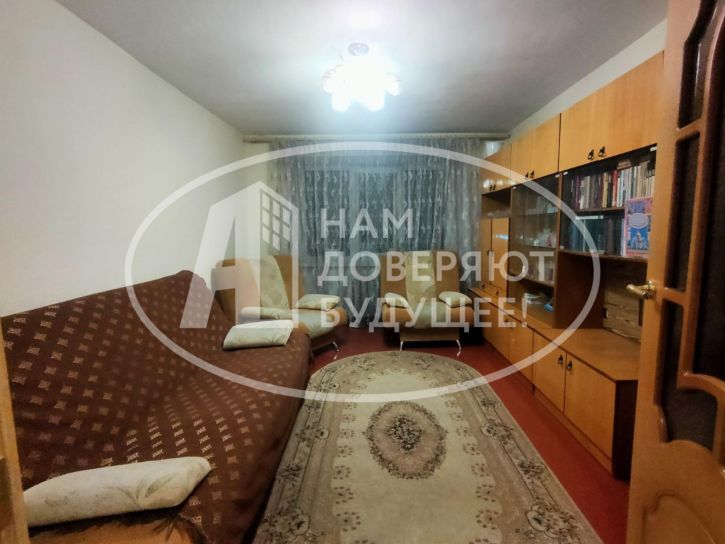 2-комн квартира улица Попкова, 21