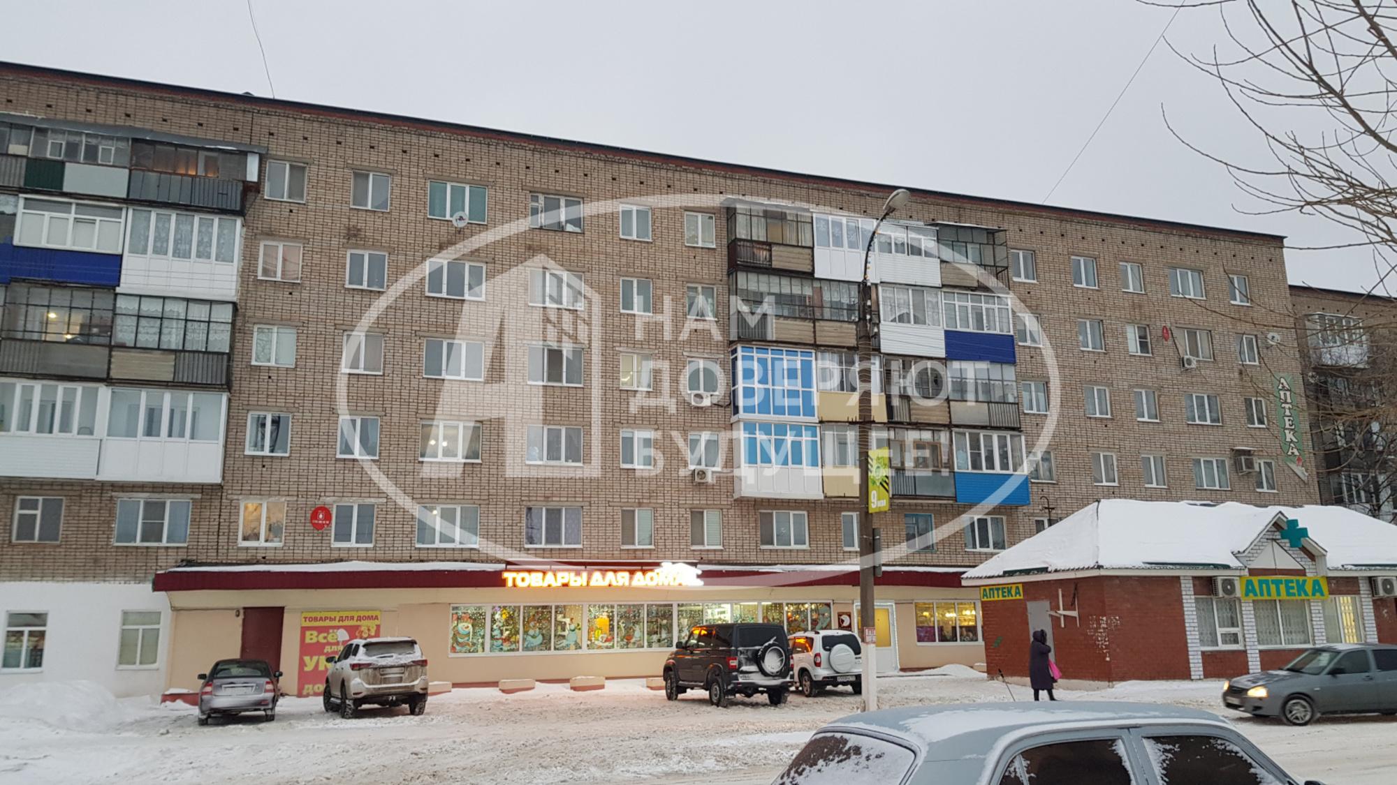 Купить квартиру за 2 700 000 рублей на улица Нефтяников, 10