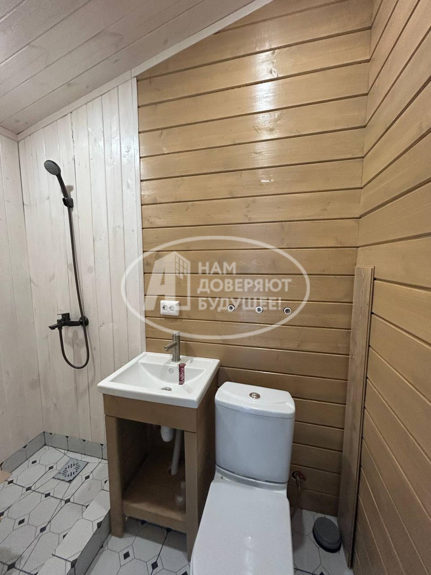 Купить дачу, дом, коттедж за 2 700 000 рублей на Заречная улица, 11