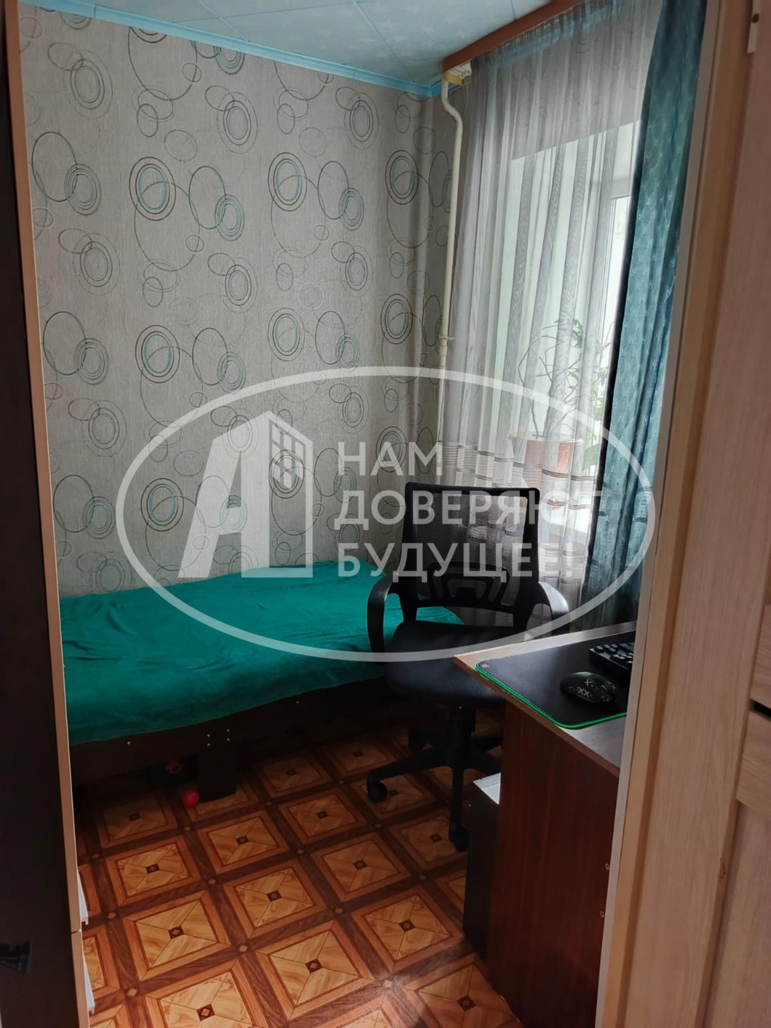 Купить квартиру за 2 100 000 рублей на Лысьвенская улица, 74