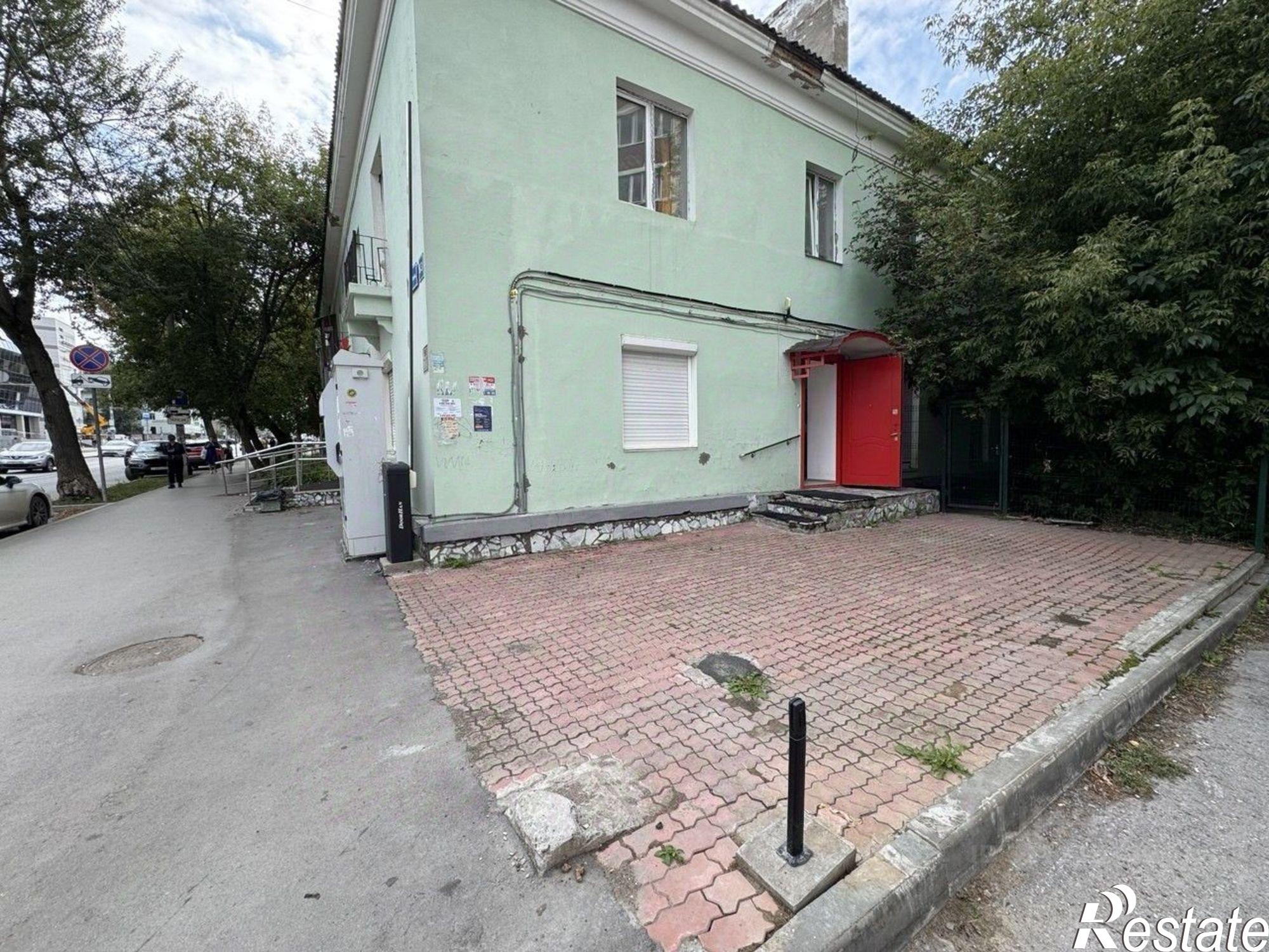 Сдать торговое помещение за 60 000 рублей на Пермь, улица Куйбышева, 63