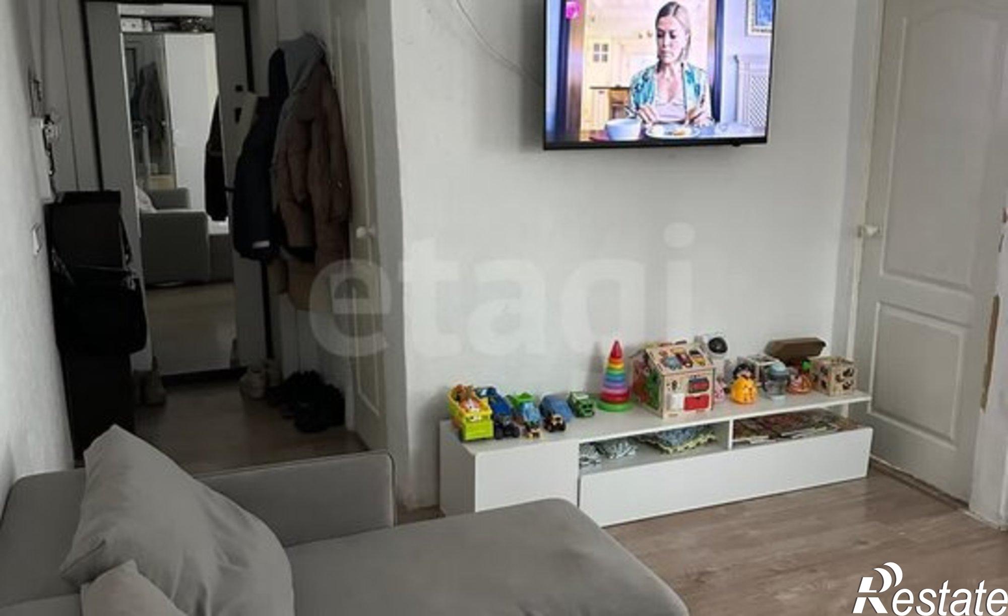 Купить квартиру за 3 000 000 рублей на Чернушка, Коммунистическая улица, 19