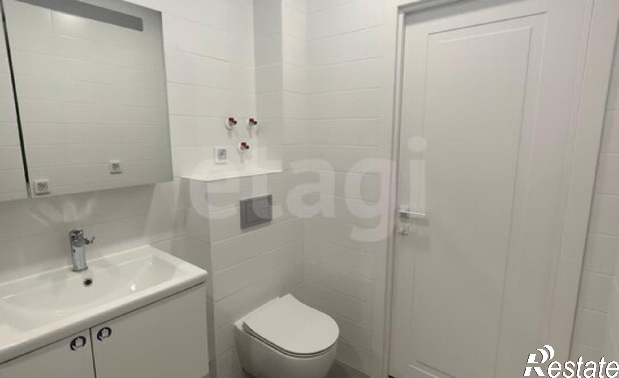 Купить квартиру за 9 320 000 рублей на Пермь, улица Дзержинского, 31А