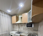 2-комн, 46кв м, этаж 2/5 ул 50 лет Октября, 15