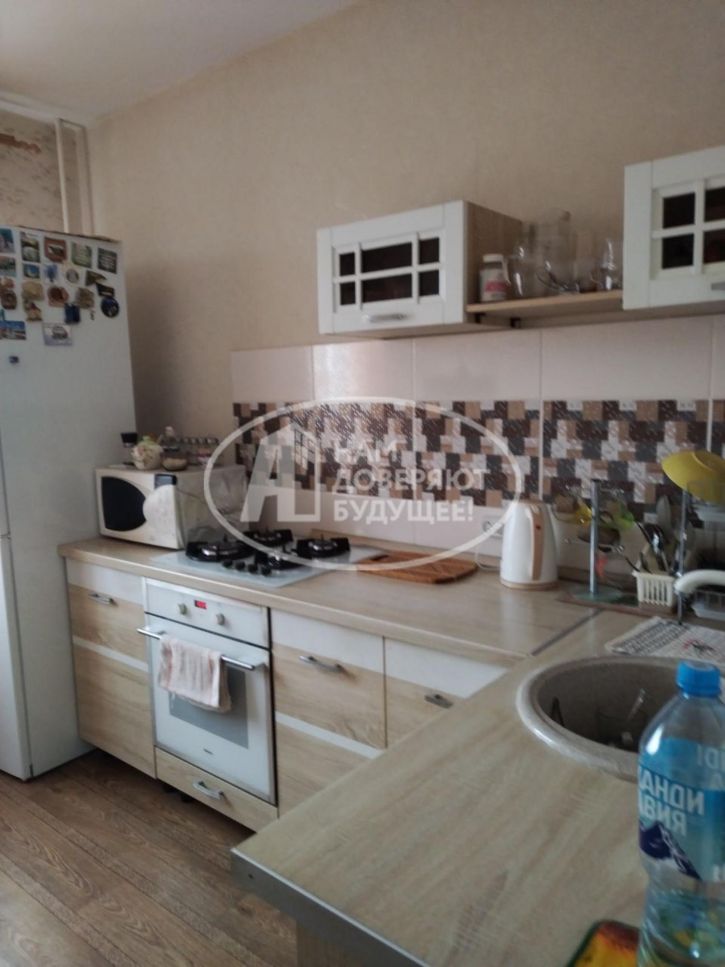 3-комн квартира Набережная улица, 27