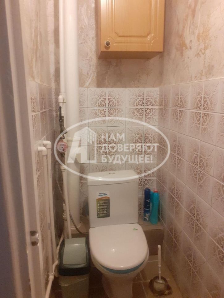 2-комн квартира Комсомольская улица, 3