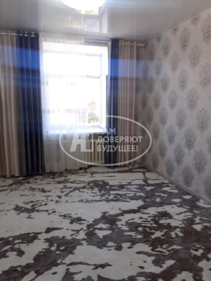 3-комн квартира улица Олега Кошевого, 11