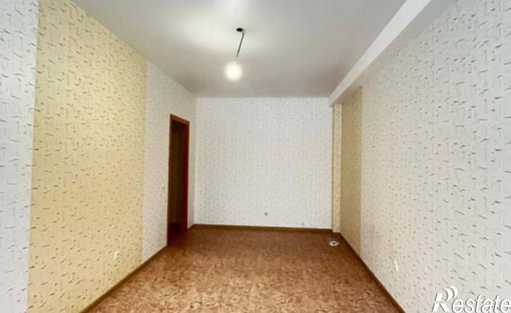 3-комн квартира ул Строителей, 10,  д. 10