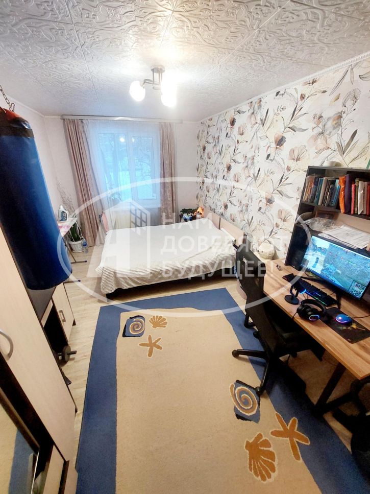 3-комн квартира улица Перовской, 5