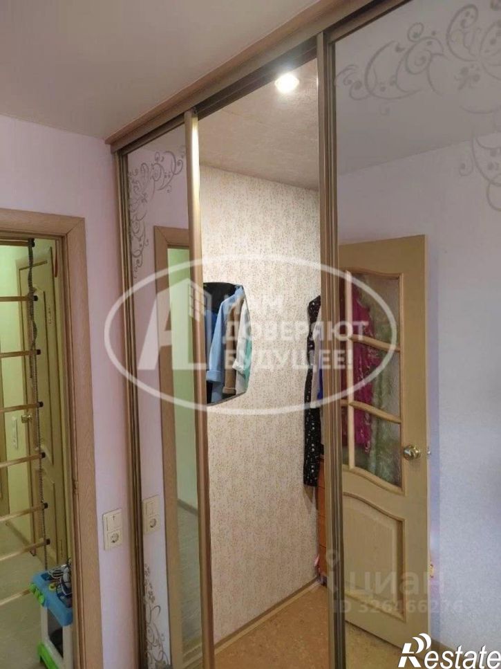 3-комн квартира улица Космонавтов, 5,  д. 5