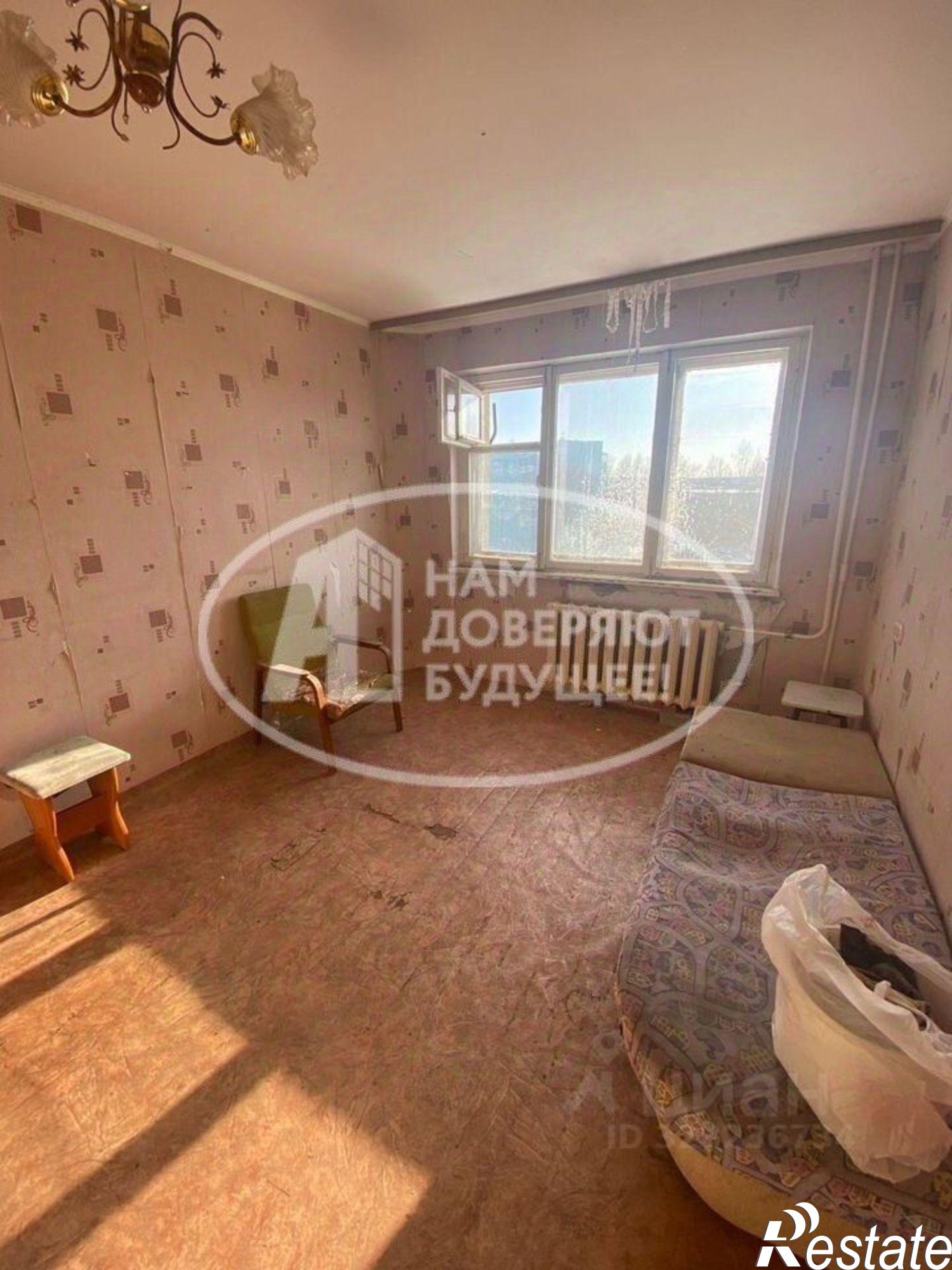 Купить комнату за 380 000 рублей на пер Строителей, 4/2