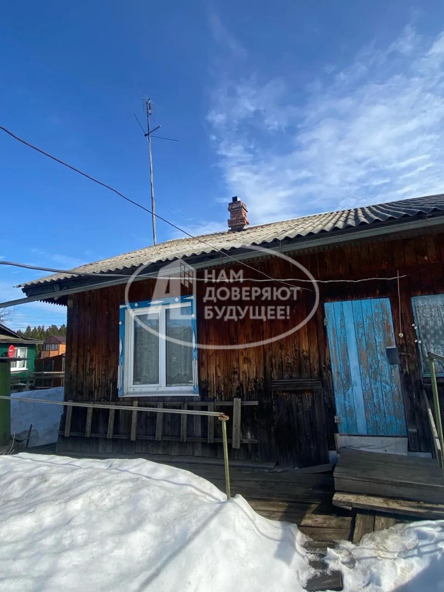 Купить дачу, дом, коттедж за 1 620 000 рублей на переулок Лесников, 1