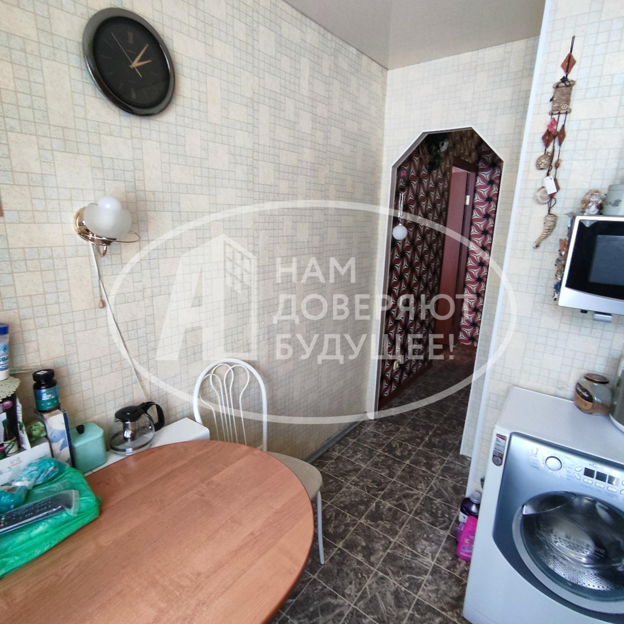 Купить квартиру за 1 390 000 рублей на Октябрьский проспект, 11А