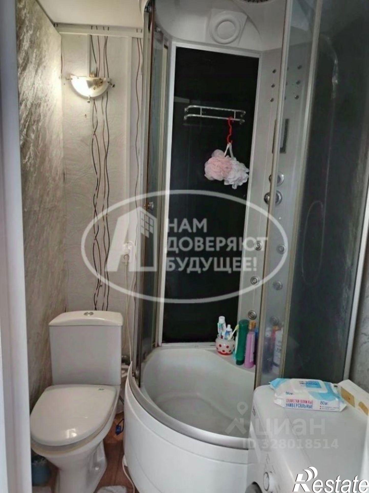 Купить комнату за 1 490 000 рублей на Приморский бульвар, 38