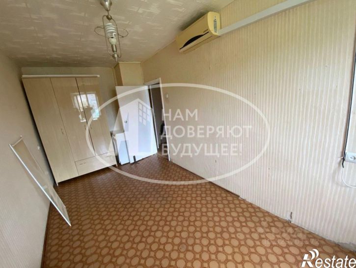 2-комн квартира улица Космонавтов, 12,  д. 12