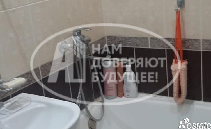 4-комн квартира Юбилейная улица, 28,  д. 28