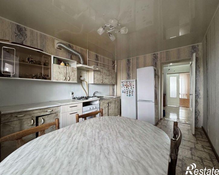 3-комн квартира улица Космонавтов, 24,  д. 24