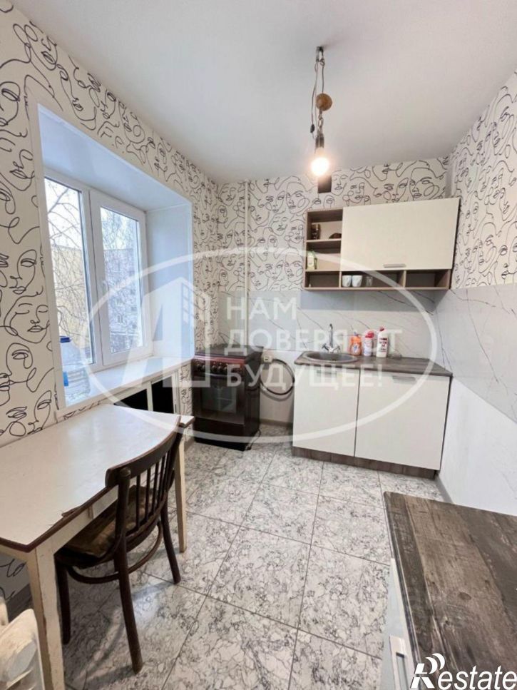 3-комн квартира улица Перовской, 1,  д. 1