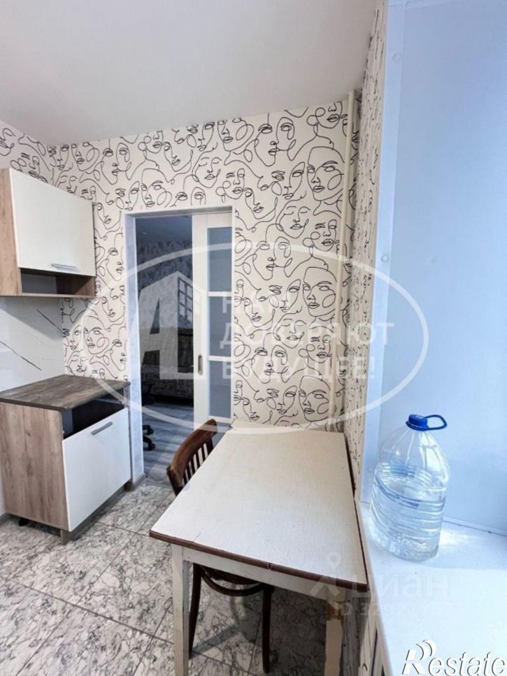 3-комн квартира улица Перовской, 1,  д. 1
