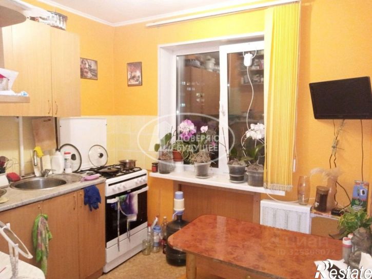2-комн квартира улица Горького, 18,  д. 18