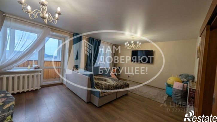 4-комн квартира улица Декабристов, 28,  д. 28