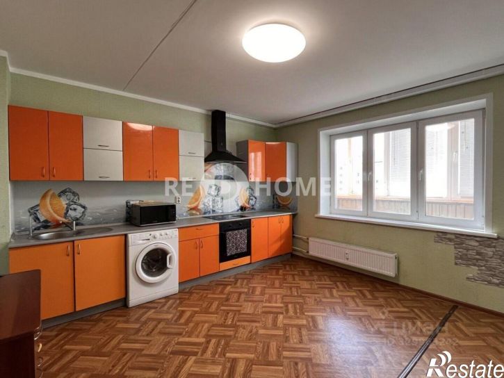 3-комн квартира ул Красавинская, 4,  д. 4