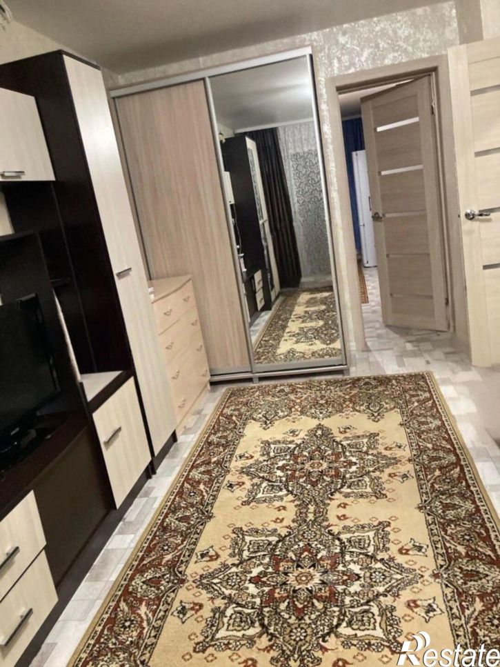 2-комн квартира Октябрьский проспект, 12,  д. 12