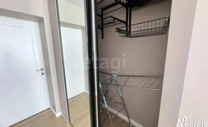 4-комн квартира улица Нефтяников, 10,  д. 10