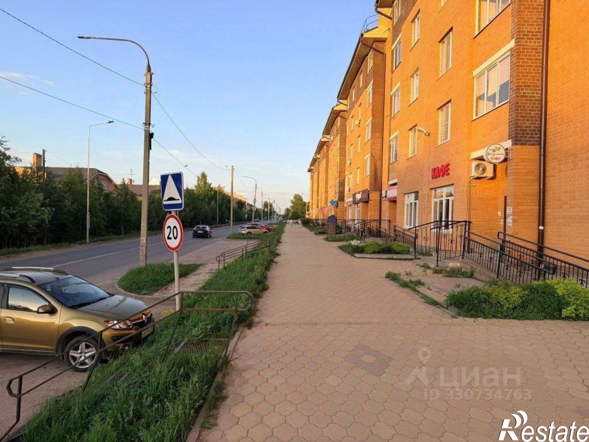 Купить торговое помещение за 42 000 300 рублей на ул Победы, 18