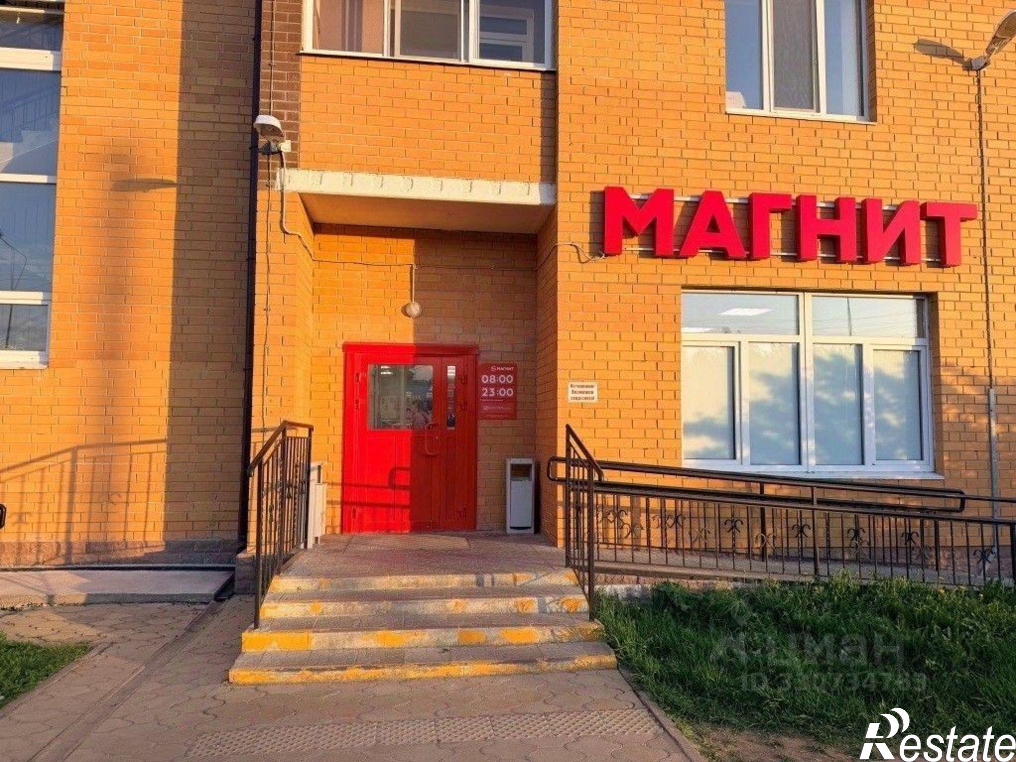 Купить торговое помещение за 42 000 300 рублей на ул Победы, 18