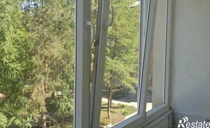 3-комн квартира улица Микушева, 1,  д. 1